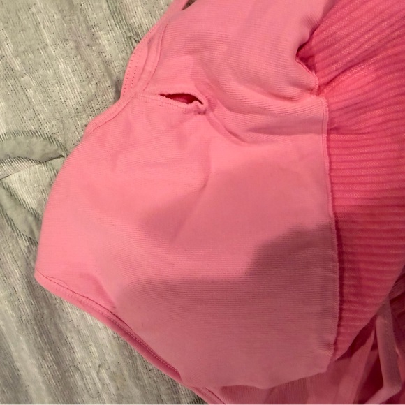 Pink Ribbed Crop Top - Picture 4 of 4